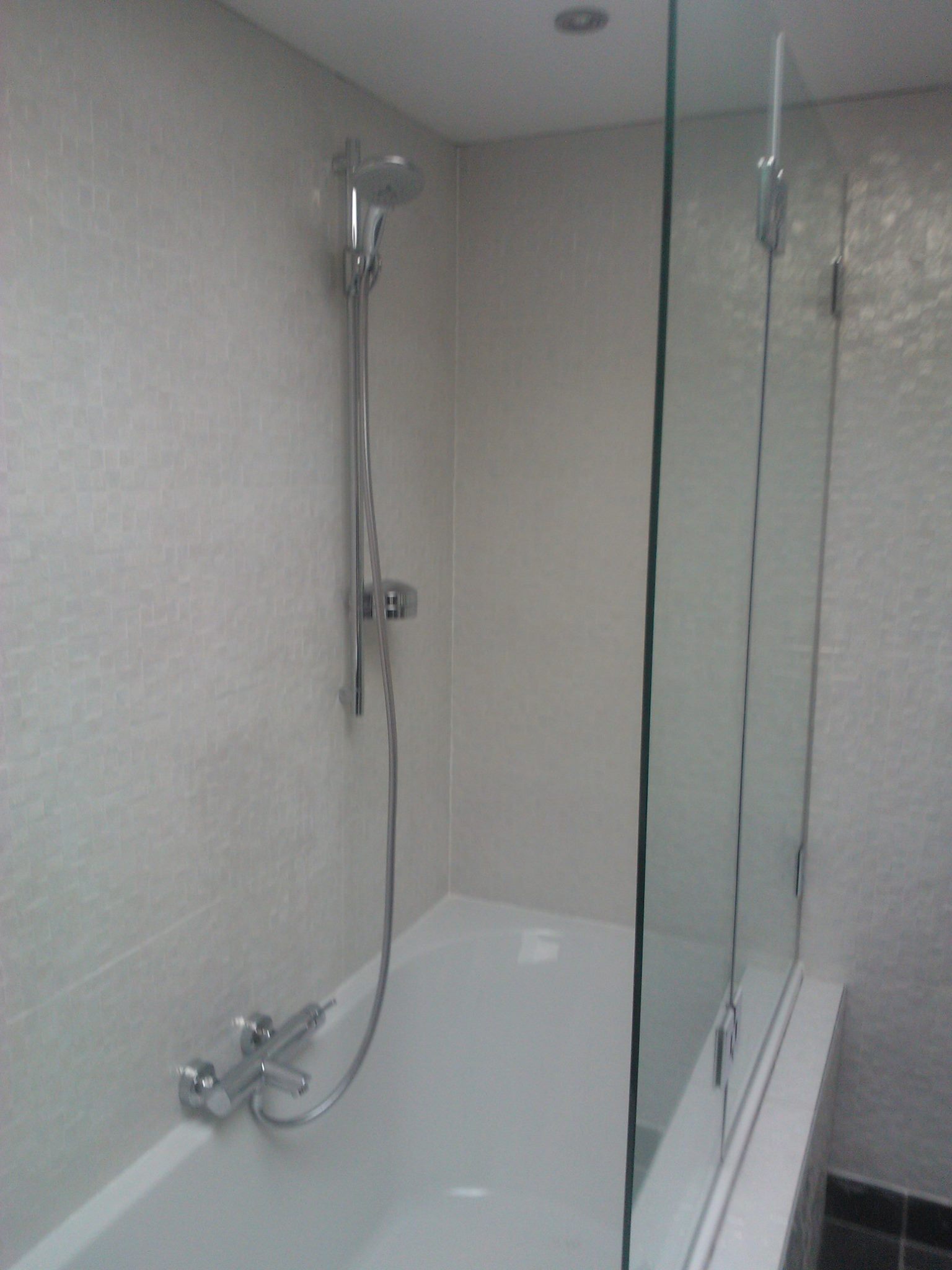 Loodgieterswerk spoed — VT Verwarming Sanitair Wondelgem